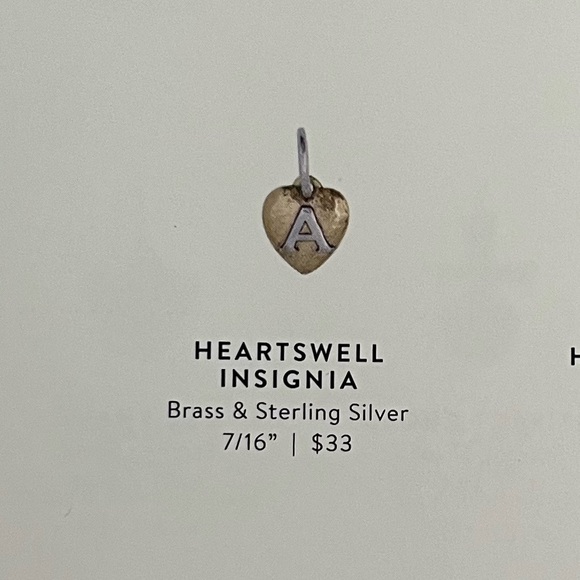 Waxing Poetic Heartswell Insignia - Picture 4 of 6